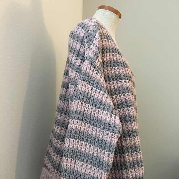 Free People Pink and Grey Chunk Sweater - Picture 2 of 6